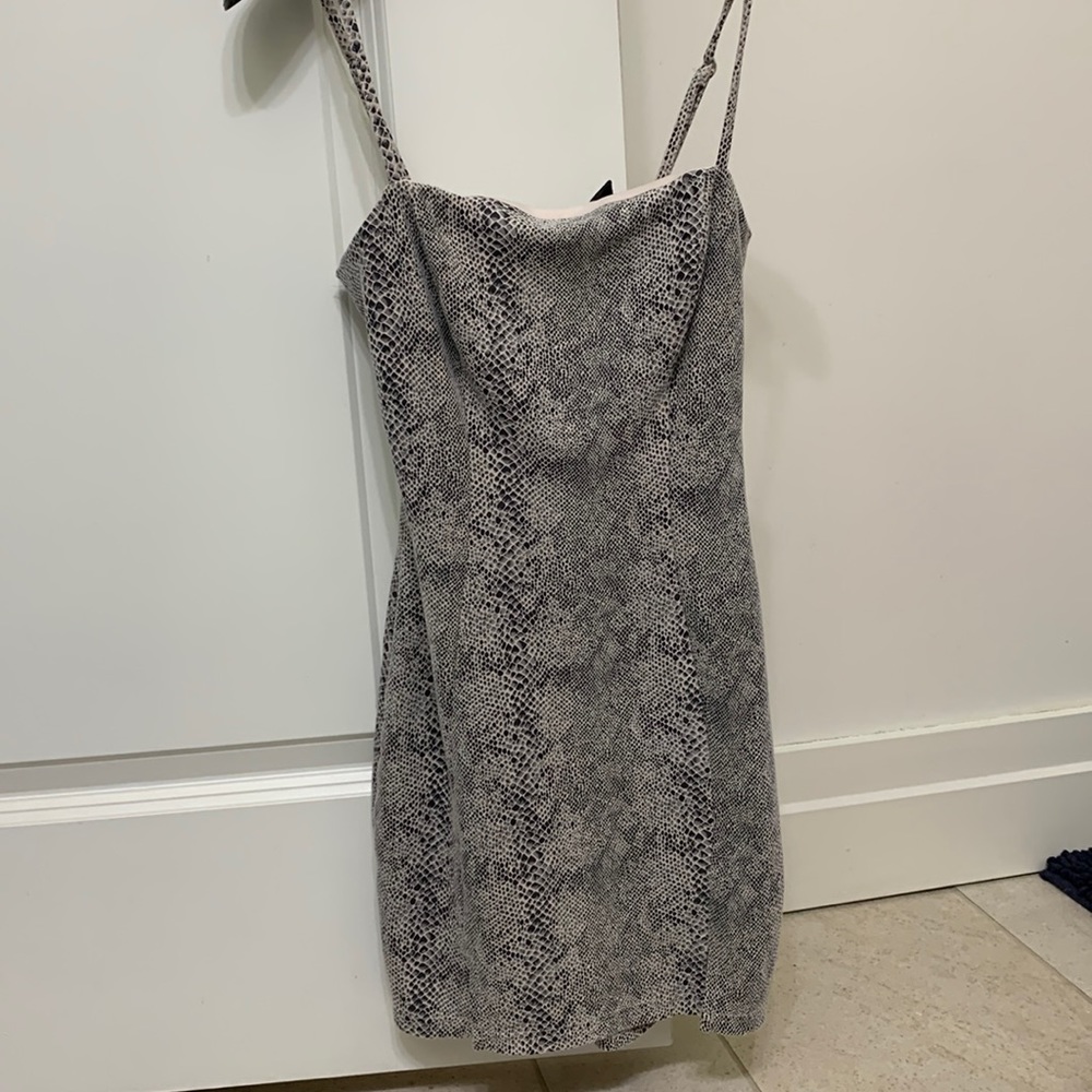 Snakeskin style vegan bodycon dress size Small